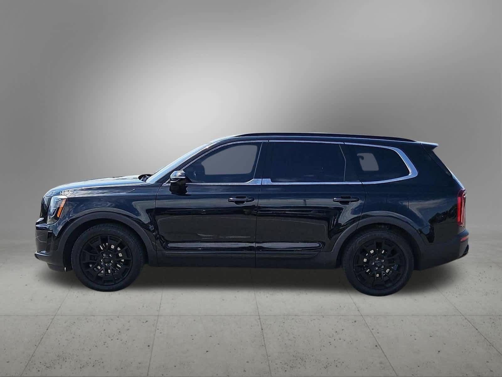 Used 2021 Kia Telluride SX w/ SX Prestige Package AWD/4WD image 3
