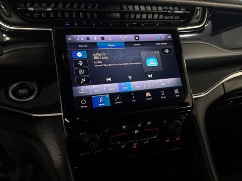 Certified 2023 Jeep Grand Cherokee Trailhawk AWD/4WD image 19