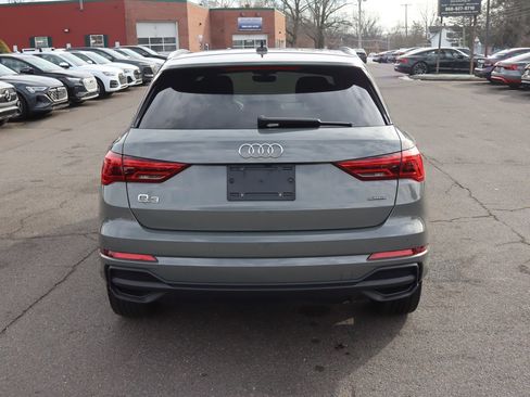 Used 2023 Audi Q3 2.0T Premium w/ Convenience Package image 6