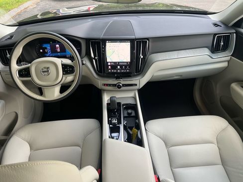 Certified 2025 Volvo XC60 T8 Plus w/ Climate Package AWD/4WD image 24