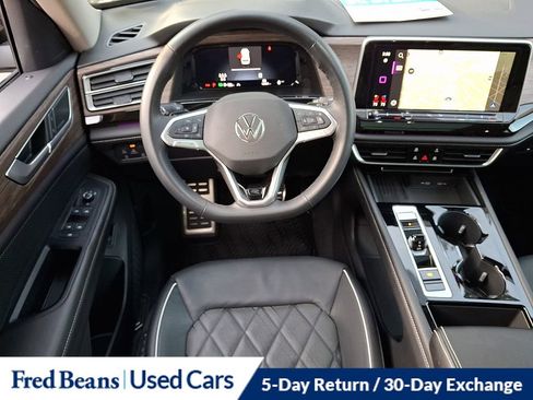 Certified 2025 Volkswagen Atlas SEL Premium R-Line image 15