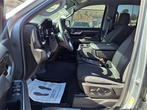 Used 2025 GMC Sierra 1500 Elevation w/ X31 Off-Road Package image 11