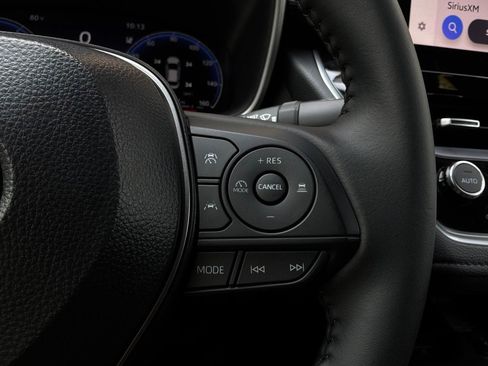 Used 2026 Toyota Corolla XSE FWD image 40