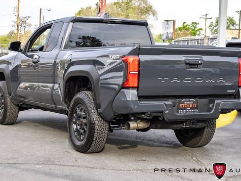 Used 2025 Toyota Tacoma PreRunner w/ TRD Prerunner Upgrade Package image 14