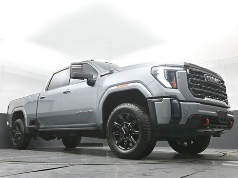 Used 2024 GMC Sierra 2500 AT4 w/ AT4 Premium Plus Package image 46