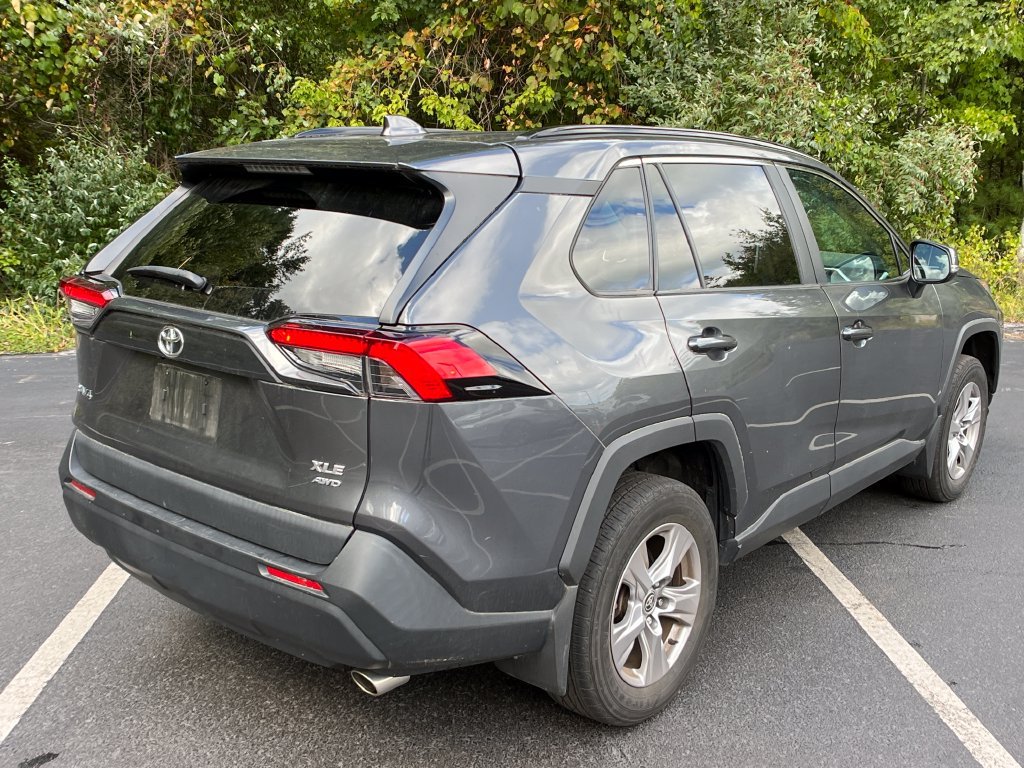 Certified 2022 Toyota RAV4 XLE w/ Convenience Package AWD/4WD image 33