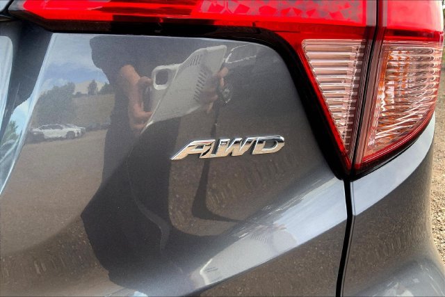 Used 2018 Honda HR-V EX image 31