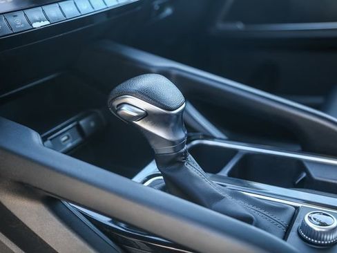 Certified 2022 Kia Telluride LX image 24