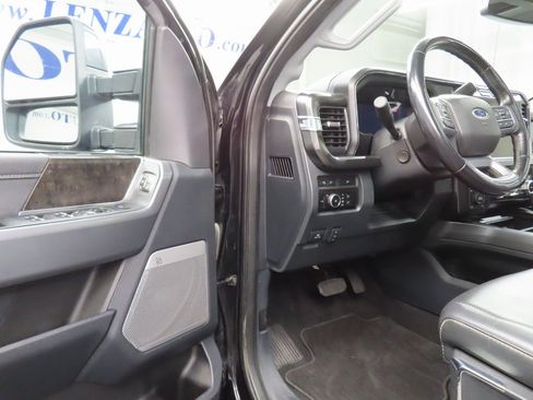 Used 2023 Ford F250 Lariat w/ Sport Appearance Package image 58