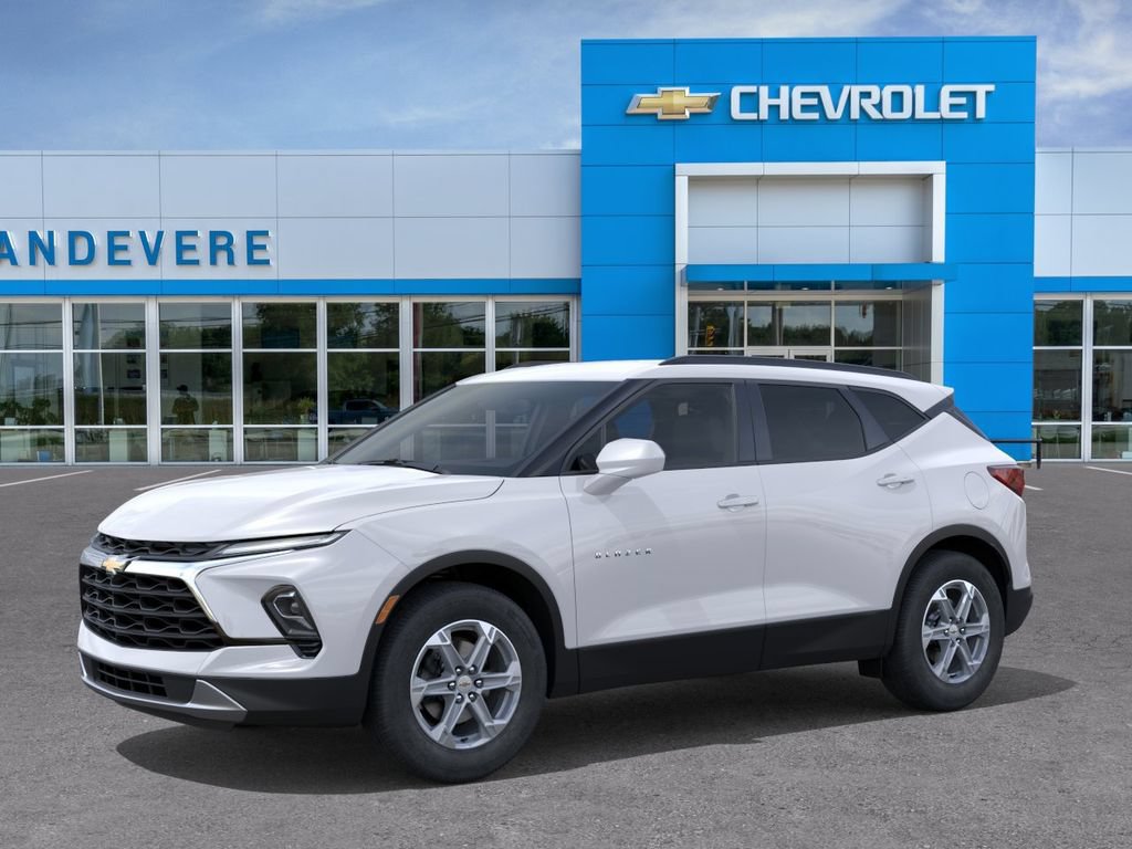 New 2026 Chevrolet Blazer LT w/ Convenience Package FWD image 2