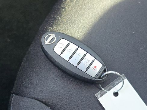 Used 2024 Nissan Altima 2.5 SV image 32