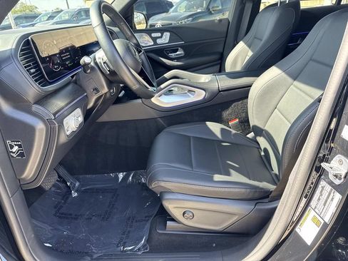 Used 2025 Mercedes-Benz GLE 450e 4MATIC image 16