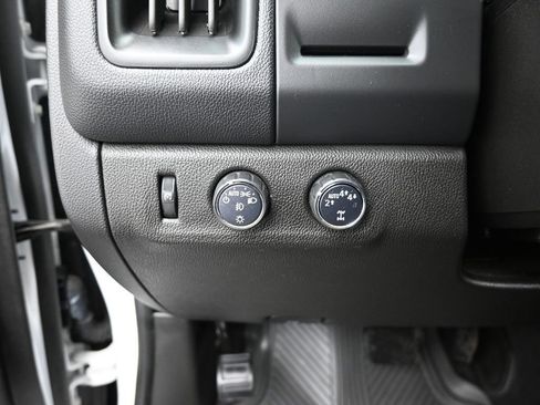 Used 2022 Chevrolet Colorado LT w/ Luxury Package image 12