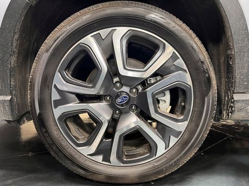 Used 2024 Subaru Ascent Touring image 7