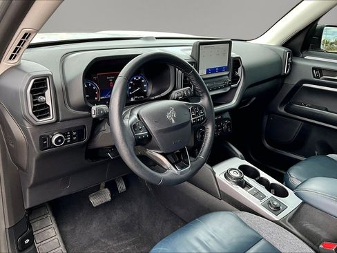 Used 2023 Ford Bronco Sport Outer Banks image 17