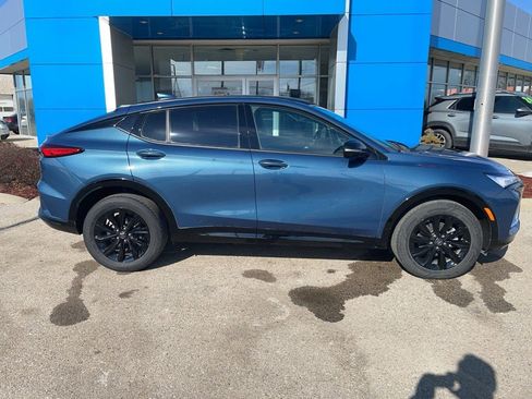 Certified 2024 Buick Envista Sport Touring w/ Convenience I Package image 2