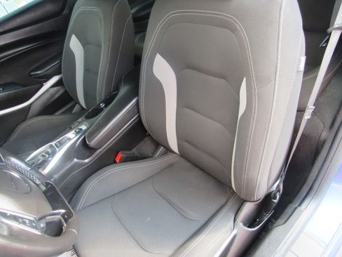 Used 2021 Chevrolet Camaro LT w/ RS Package RWD image 12