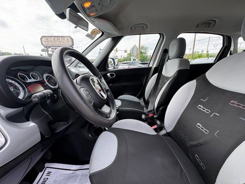 Used 2015 FIAT 500L Pop FWD image 10
