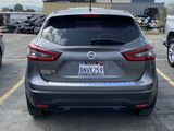 Used 2020 Nissan Rogue Sport S image 3