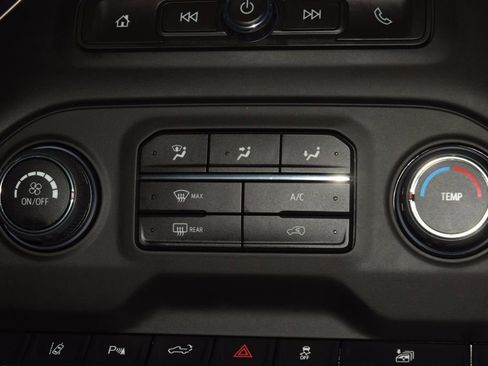 Used 2024 Chevrolet Silverado 2500 Custom w/ Custom Value Package AWD/4WD image 25