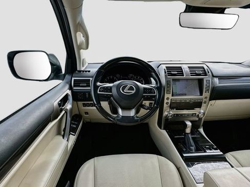 Used 2021 Lexus GX 460 Premium w/ Premium Package AWD/4WD image 23