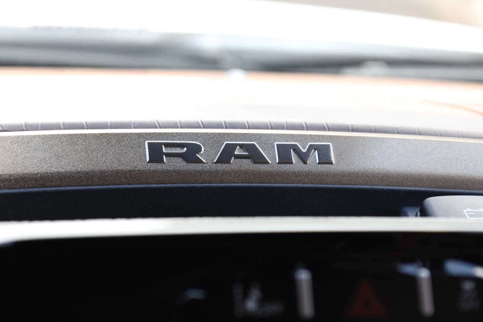 Used 2021 RAM 2500 Limited AWD/4WD image 27