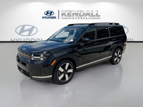 Used 2024 Hyundai Santa Fe Limited AWD/4WD image 3