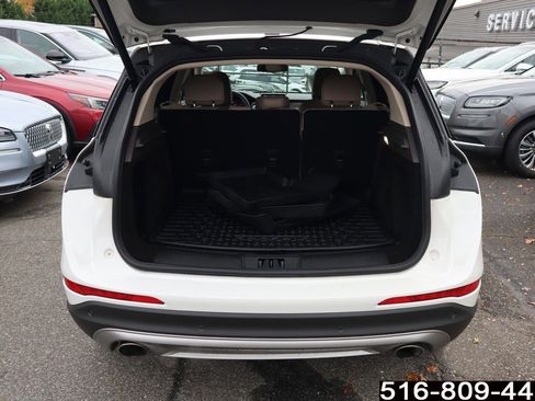 Used 2022 Lincoln Corsair AWD w/ Equipment Group 101A image 24