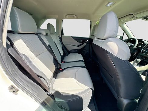 Used 2022 Subaru Forester image 24