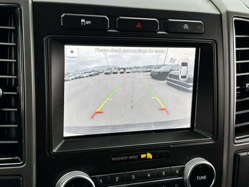 Used 2019 Ford Expedition XLT w/ Equipment Group 201A image 7