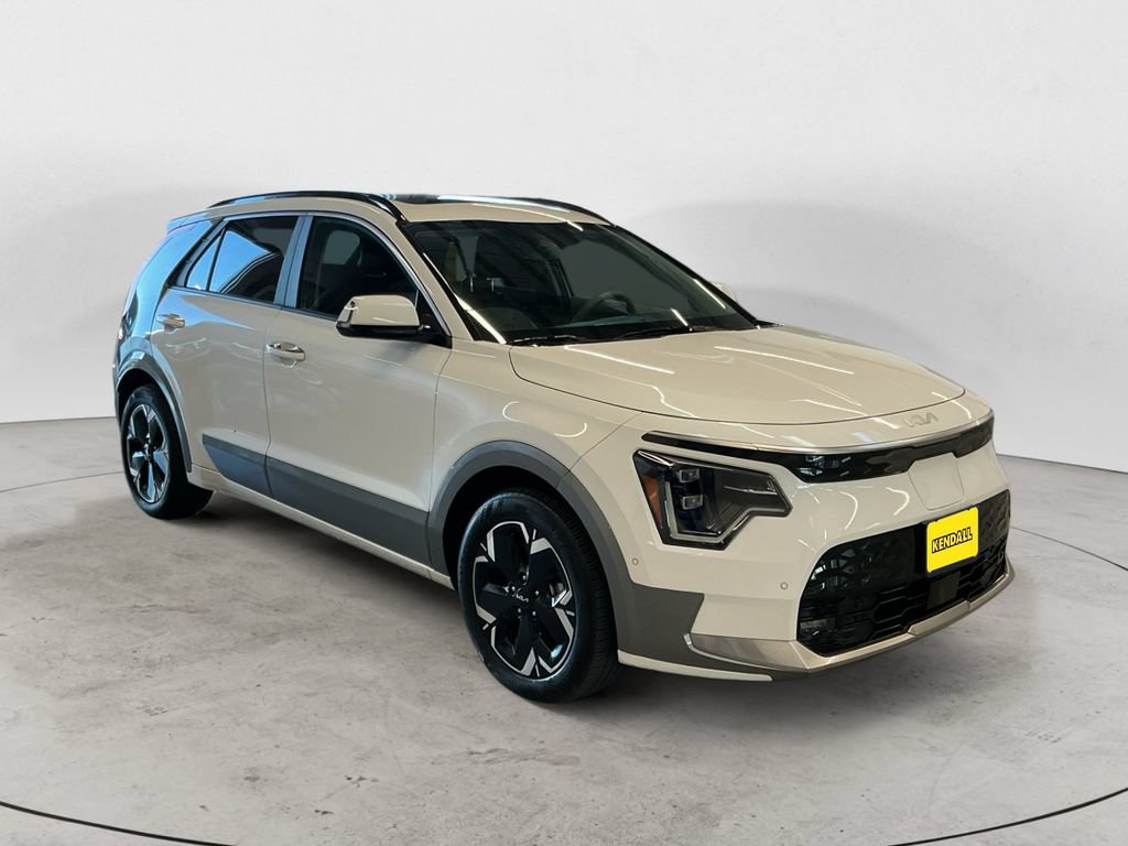 Used 2024 Kia Niro Wave w/ Wave Preserve Package FWD image 5
