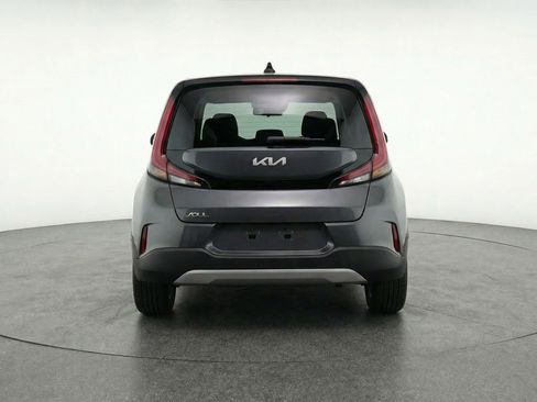 Used 2025 Kia Soul LX w/ LX Technology Package image 7
