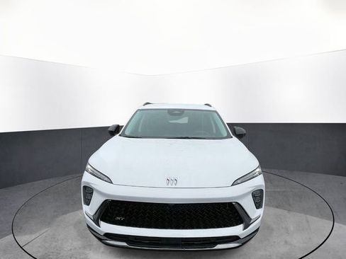 Used 2025 Buick Envision Sport Touring image 2