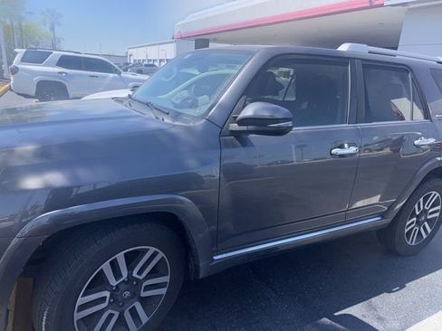 Used 2020 Toyota 4Runner Limited image 3