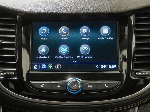 Used 2018 Chevrolet Trax LT w/ LT Convenience Package image 26