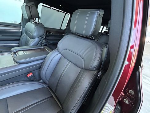 Used 2024 Jeep Grand Wagoneer Series I AWD/4WD image 50