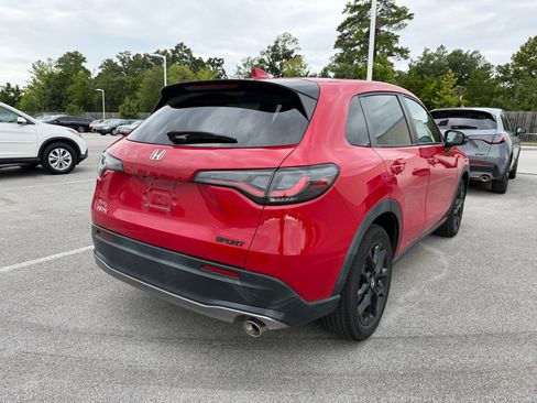 Used 2024 Honda HR-V Sport image 6