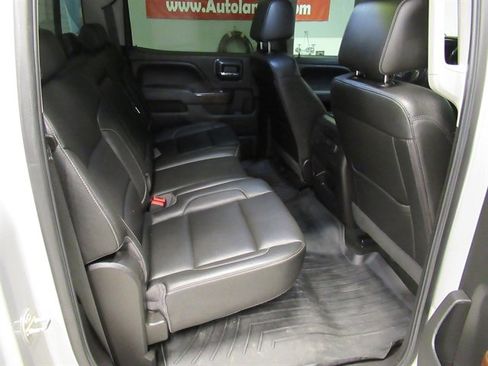 Used 2018 GMC Sierra 1500 SLT w/ SLT Preferred Package image 12