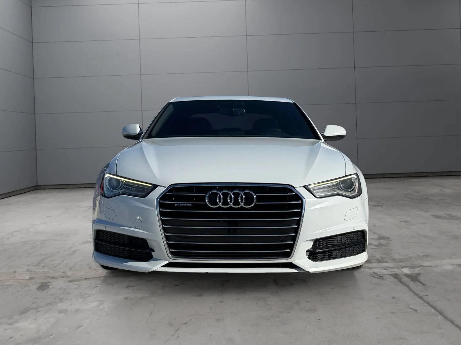 Used 2017 Audi A6 2.0T Premium Plus w/ Premium Plus Package AWD/4WD image 2