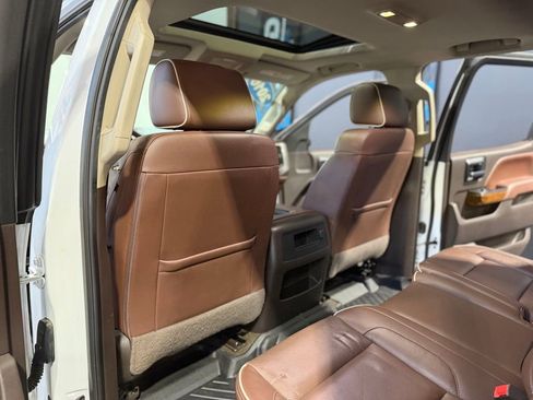 Used 2016 Chevrolet Silverado 3500 High Country w/ Duramax Plus Package image 23