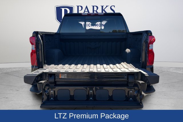 Used 2024 Chevrolet Silverado 1500 LTZ w/ LTZ Premium Package AWD/4WD image 19