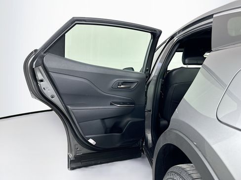 Used 2025 Toyota Crown XLE image 25