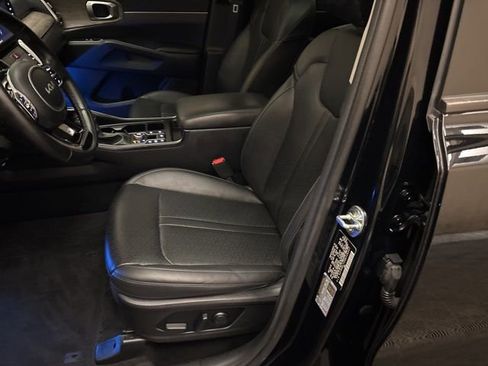 Certified 2022 Kia Sorento X-Line EX image 11