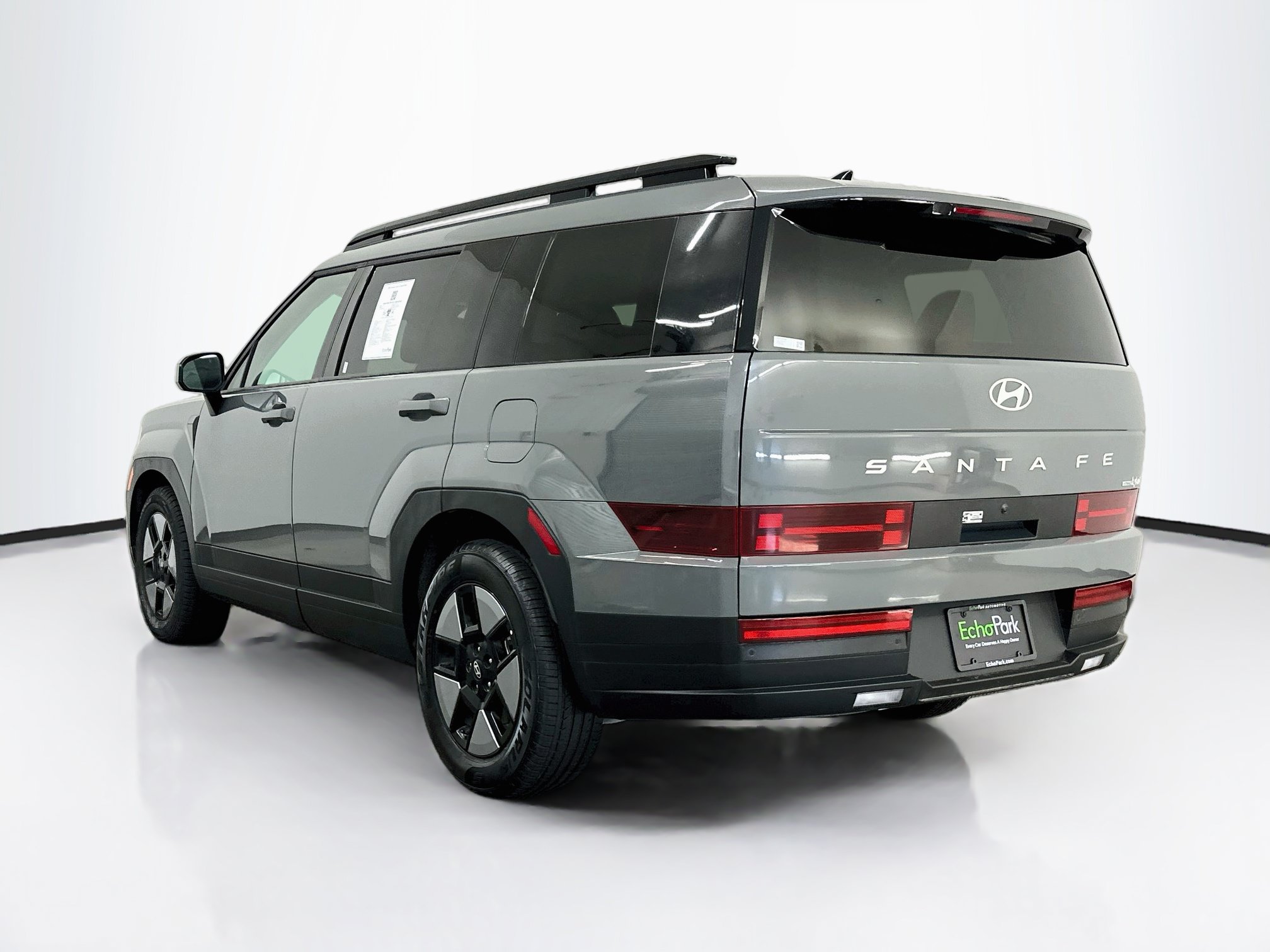 Used 2025 Hyundai Santa Fe SEL AWD/4WD image 5
