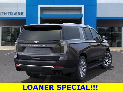New 2025 Chevrolet Suburban Premier image 4