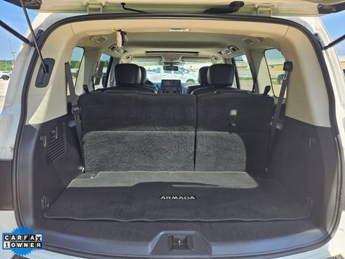 Used 2024 Nissan Armada SL w/ Captain's Chairs Package AWD/4WD image 40