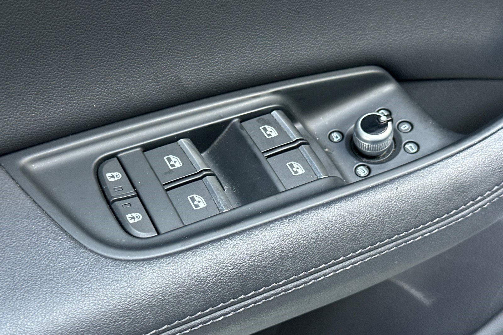 Used 2023 Audi Q7 3.0T Premium Plus AWD/4WD image 14