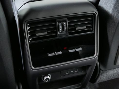 New 2026 Porsche Cayenne AWD/4WD image 21