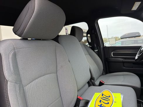 Used 2024 RAM 2500 Big Horn image 17