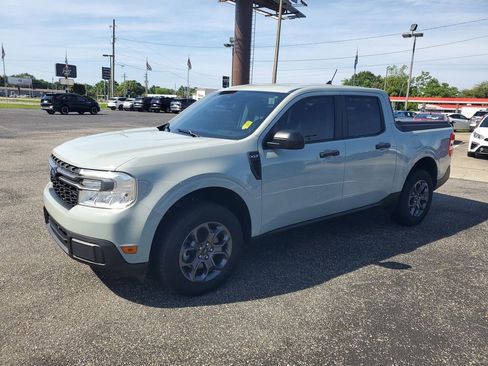 Used 2024 Ford Maverick XLT FWD image 2